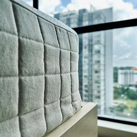Cozy Hyve Soho Suites Cyberjaya Exterior photo