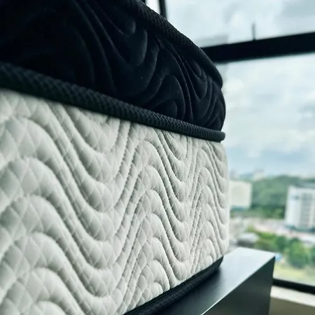 Cozy Hyve Soho Suites Cyberjaya Exterior photo