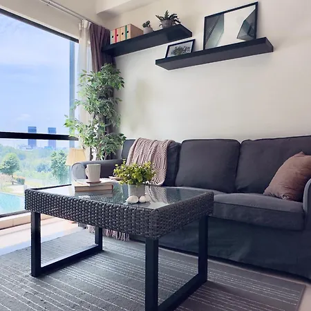 Cozy Hyve Soho Suites Cyberjaya Exterior photo