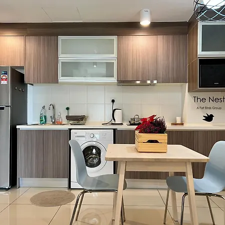 Cozy Hyve Soho Suites Cyberjaya Exterior photo