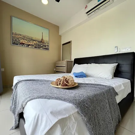 Cozy Hyve Soho Suites Cyberjaya Exterior photo