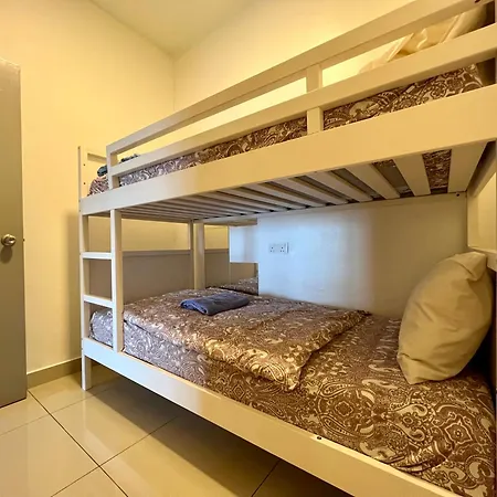 Cozy Hyve Soho Suites Cyberjaya Exterior photo