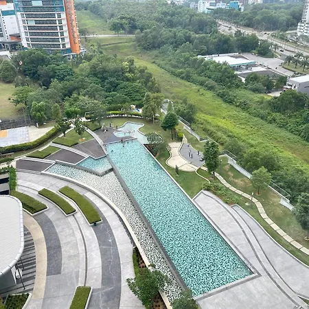 Cozy Hyve Soho Suites Cyberjaya Room photo