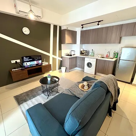 Cozy Hyve Soho Suites Cyberjaya Exterior photo
