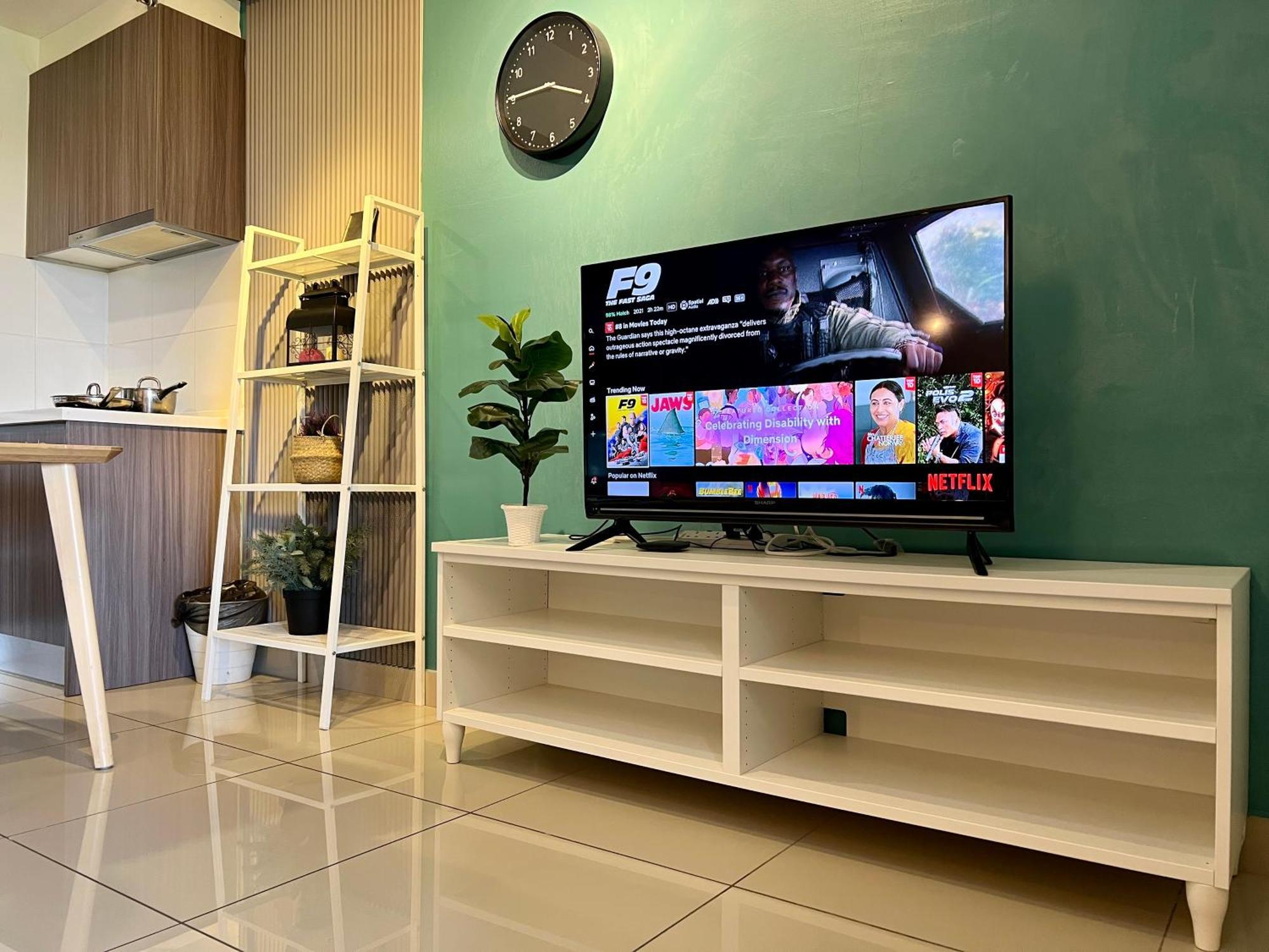 Cozy Hyve Soho Apartment