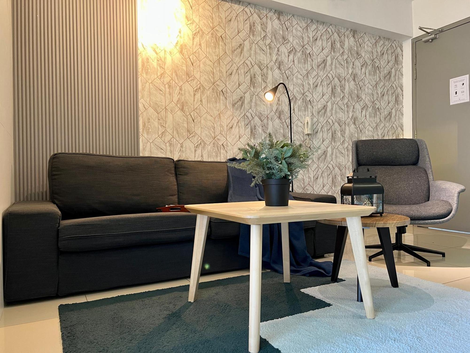 Cozy Hyve Soho